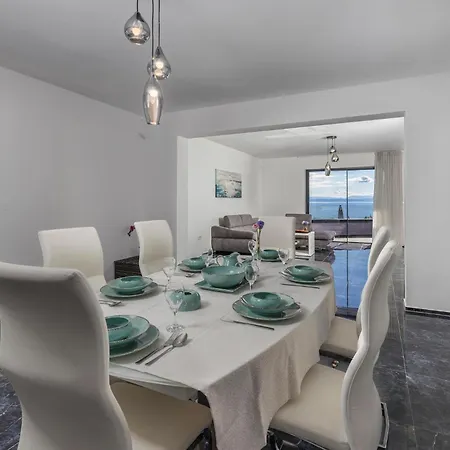 Apartment Lovely In With House Sea View Lovran